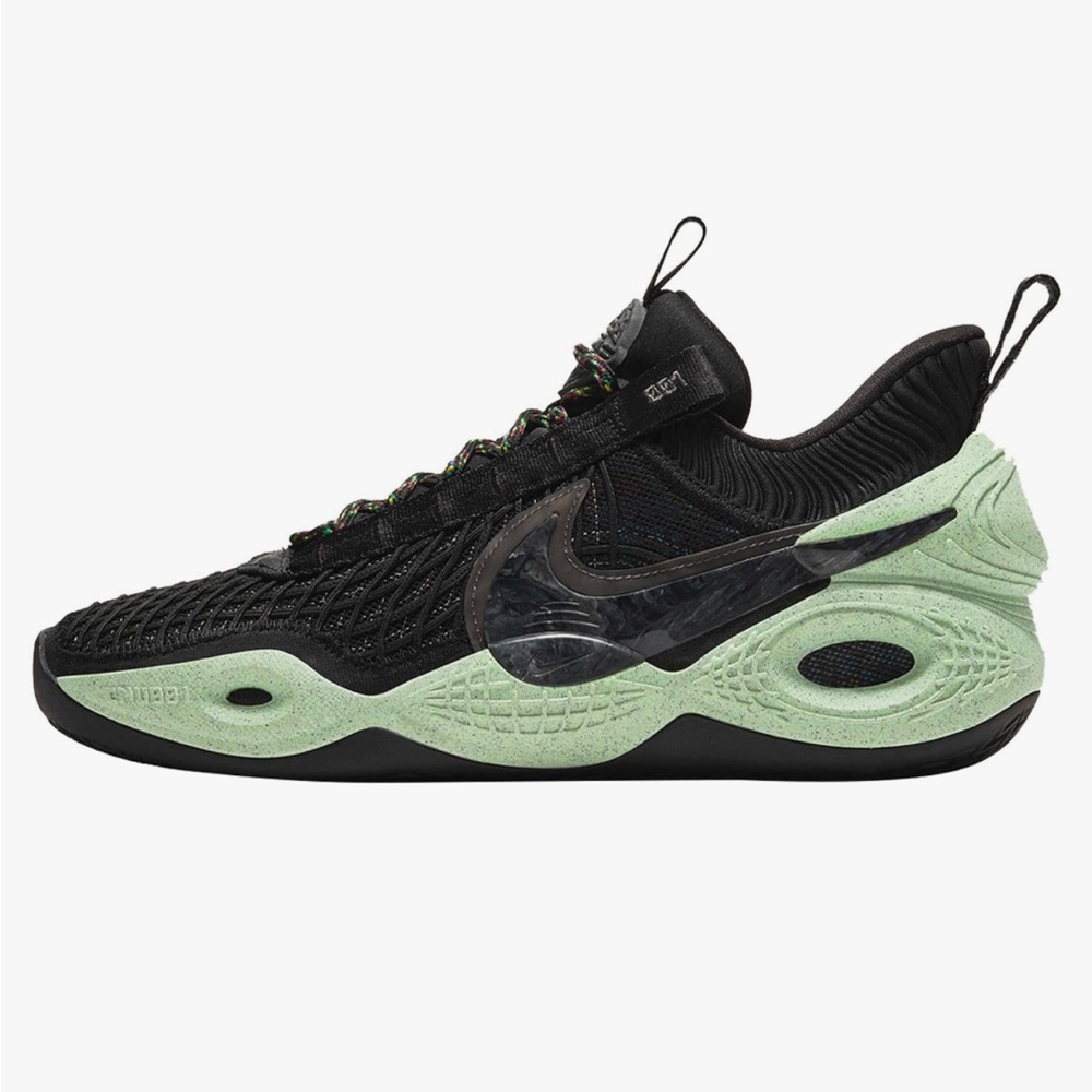 Nike Cosmic Earth Mission CMU001 size us 7.5